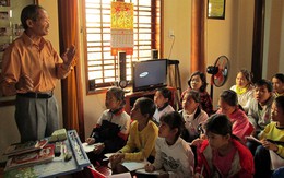 ​Ông bác sĩ dạy tiếng Anh
