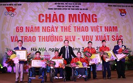 Trao thưởng cho VĐV, HLV tiêu biểu năm 2014