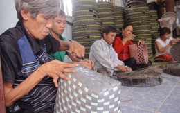 ​Giúp người khuyết tật kiếm tiền