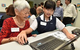 ​Singapore: giúp người già làm quen công nghệ
