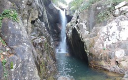 ​Bềnh bồng suối Tiên