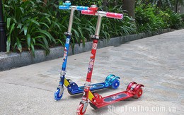 Trẻ chơi xe trượt scooter, coi chừng đứt gân