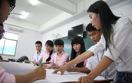 Trợ giảng khi còn ngồi trên giảng đường