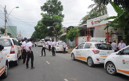 Tài xế taxi Sun Kon Tum đồng loạt nghỉ chạy, đòi quyền lợi