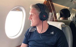 M.U đón Schweinsteiger, Schneiderlin; tiễn Van Persie