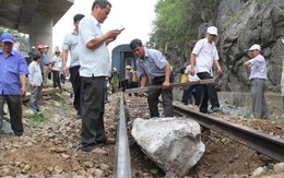 Đơn vị thi công hứa bồi thường vụ làm đường sắt tắc 8 giờ