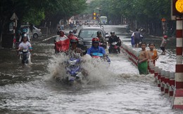 Cử tri lo chuyện lấn sông, dự án “treo” và ngập nước