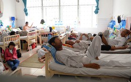 Sao chỉ ngành y ký cam kết?