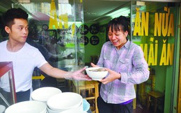 ​Cơm và bún 1.000 đồng