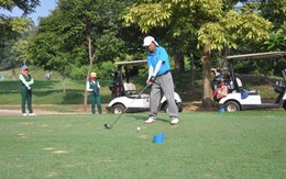 Trao 140 triệu đồng cho hoạt động từ thiện ở Giải Golf báo Bà Rịa- Vũng Tàu