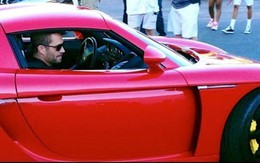 Con gái Paul Walker “lôi” Porsche ra tòa