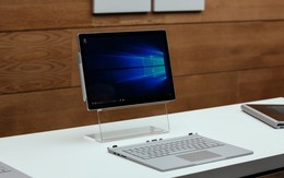 Cận cảnh "bí mật" bên trong của Microsoft Surface Book