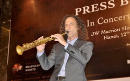 ​Huyền thoại saxophone Kenny G biểu diễn tại Hà Nội