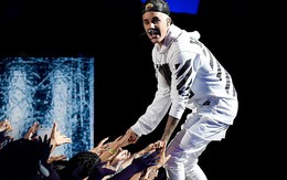 Justin Bieber xin lỗi người hâm mộ vì bỏ ngang show