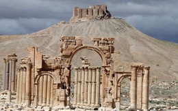 ​Nga không kích IS quanh thành phố cổ Palmyra