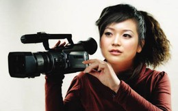 ​Con gái Trương Nghệ Mưu nối nghiệp cha