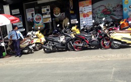 Thu hay không thu phí vỉa hè?