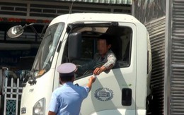 Tổng cục trưởng ký khiển trách quyền GĐ cụm phà Vàm Cống