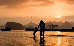 Vịnh Hạ Long: 1/10 điểm đến "selfie" cùng hoàng hôn ở Đông Nam Á