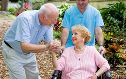 Đặt điện cực vào não chữa bệnh Parkinson