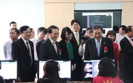 Đại sứ "Tây" ở Ta - Kỳ 9: Cất cánh đi, Việt Nam!