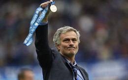 Người ủng hộ, người không đồng tình với quyết định đuổi Mourinho