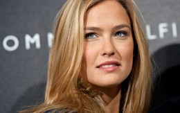 ​Bar Refaeli: chân dài hái ra tiền