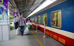 Từ 0g ngày 20-1, tăng phí trả vé tàu tết lên 30%