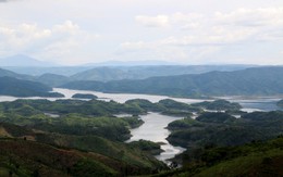 47 hoang đảo “Hạ Long của Tây nguyên”