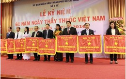 Bệnh viện Hoàn Mỹ Sài Gòn đón nhận cờ thi đua yêu nước năm 2015