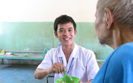 Anh bí thư bạn của người tâm thần