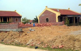Lại nóng thêm chuyện xây không phép