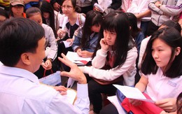 ĐH KHXH&NV TP.HCM tuyển thẳng người có thị lực dưới 10%
