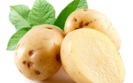 Tẩy đốm đen bằng củ quả