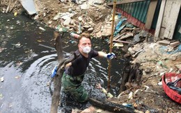Cảm ơn ông Tây dọn rác, nghĩ về ý thức người Việt