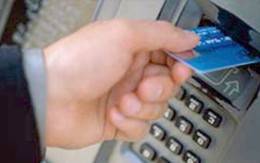 Liên tục mất tiền trong thẻ ATM lúc nửa đêm