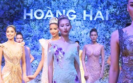 Váy do Hoàng Hải thiết kế bán từ thiện gần 1 tỉ đồng