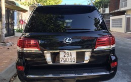 Gắn biển xanh cho xe Lexus, nghĩ về bổn phận và công bộc