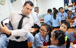 ​Khuyến khích học sinh học bằng tiếng nước ngoài