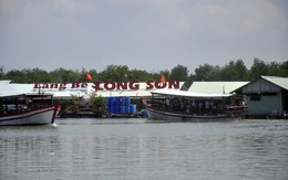 “Bè nhậu” ở Long Sơn, Vũng Tàu: Đăng ký trên bờ, kinh doanh  dưới nước