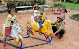 Cháu lên ba là con thứ ba không được vô mẫu giáo?