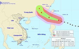 Siêu bão Meranti giật cấp 17 tiến vào Biển Đông