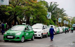 "Tôi bị tài xế Taxi Hà Nội đuổi xuống giữa đường 3 lần"