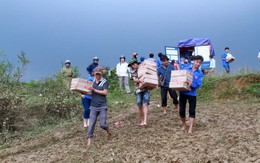 Thủ tướng kêu gọi đồng bào cả nước chia sẻ với miền Trung