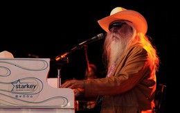 ​Leon Russell: Lại một huyền thoại âm nhạc vừa vụt tắt