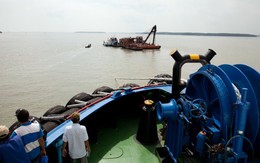 Tàu Panama đụng sà lan, nữ thuyền trưởng mất tích