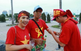 Vé xem trận bán kết VN-Indonesia cao nhất 400.000 đồng