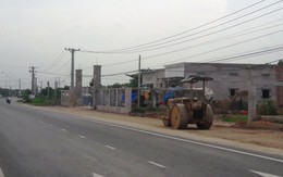 Đua nhau san lấp, xây lấn hành lang đường bộ