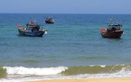 Bộ TN-MT yêu cầu tiếp tục quan trắc nước biển 4 tỉnh miền Trung