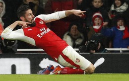 ​Giroud lập siêu phẩm, Arsenal hạ Crystal Palace vào tốp 3